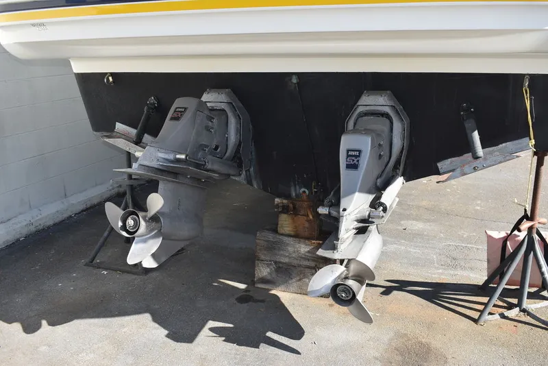 Slide: The Image of Larson 310 Cabrio 2005 - 11