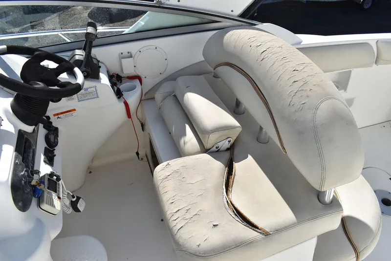 Slide: The Image of Larson 310 Cabrio 2005 - 28