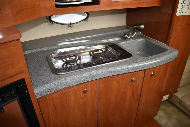 Slide: The Image of Larson 310 Cabrio 2005 - 42