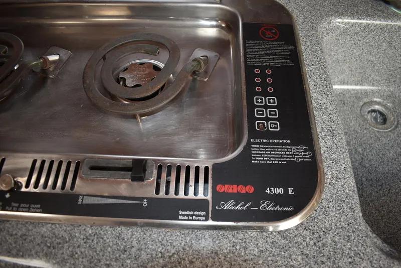 Slide: The Image of Larson 310 Cabrio 2005 - 43