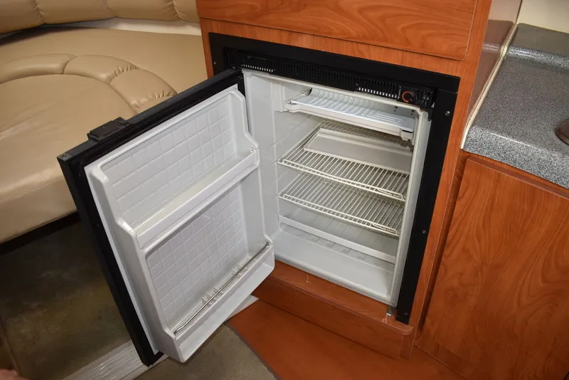 Slide: The Image of Larson 310 Cabrio 2005 - 55