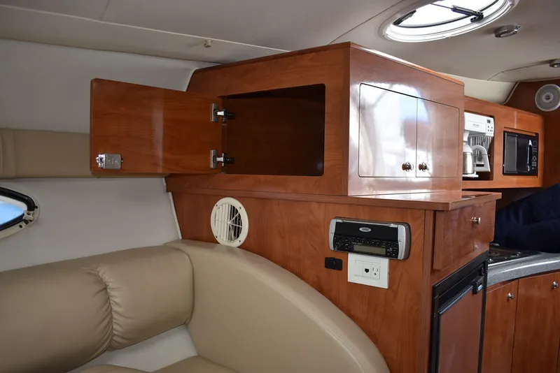 Slide: The Image of Larson 310 Cabrio 2005 - 69