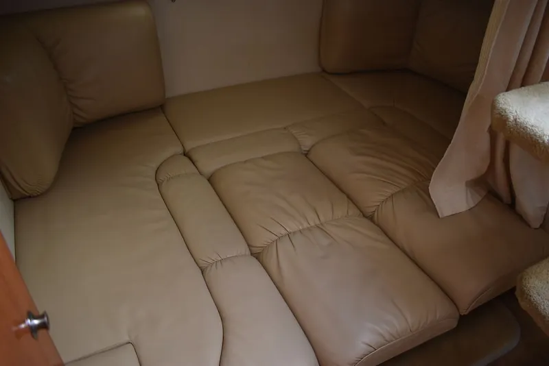 Slide: The Image of Larson 310 Cabrio 2005 - 80