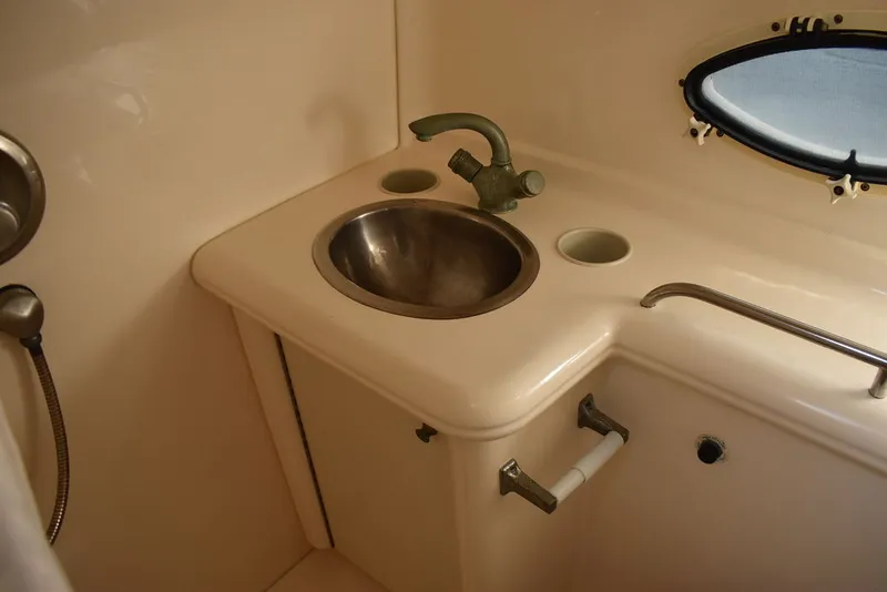 Slide: The Image of Larson 310 Cabrio 2005 - 87