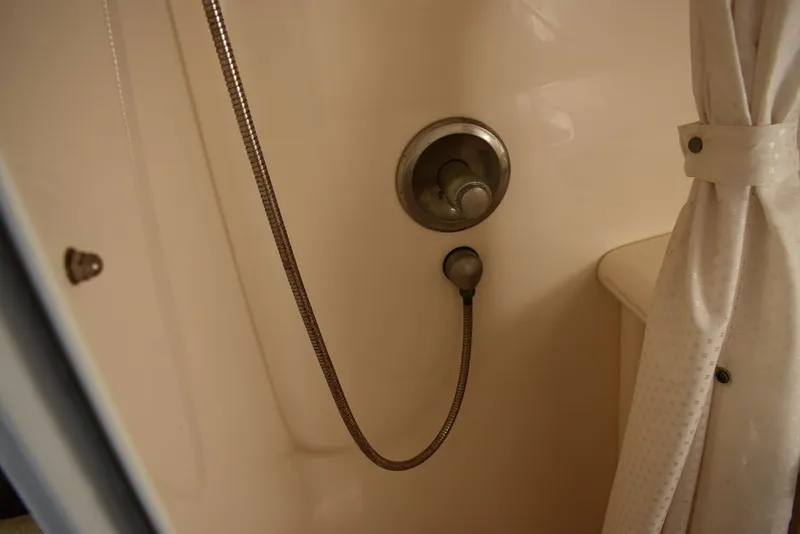 Slide: The Image of Larson 310 Cabrio 2005 - 89