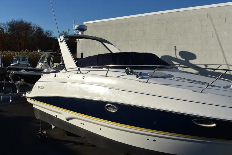 Slide: The Image of Larson 310 Cabrio 2005 - 9