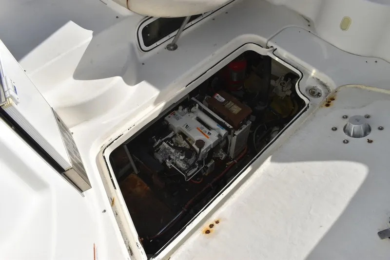 Slide: The Image of Larson 310 Cabrio 2005 - 91