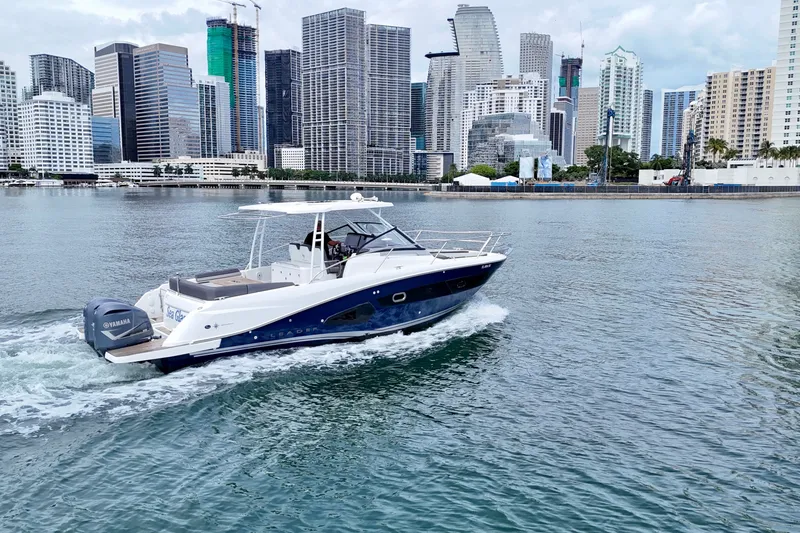 Slide: The Image of Jeanneau Leader 10.5 WA 2019 - 20