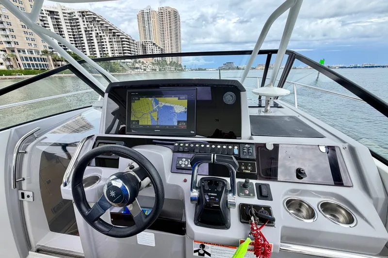 Slide: The Image of Jeanneau Leader 10.5 WA 2019 - 41