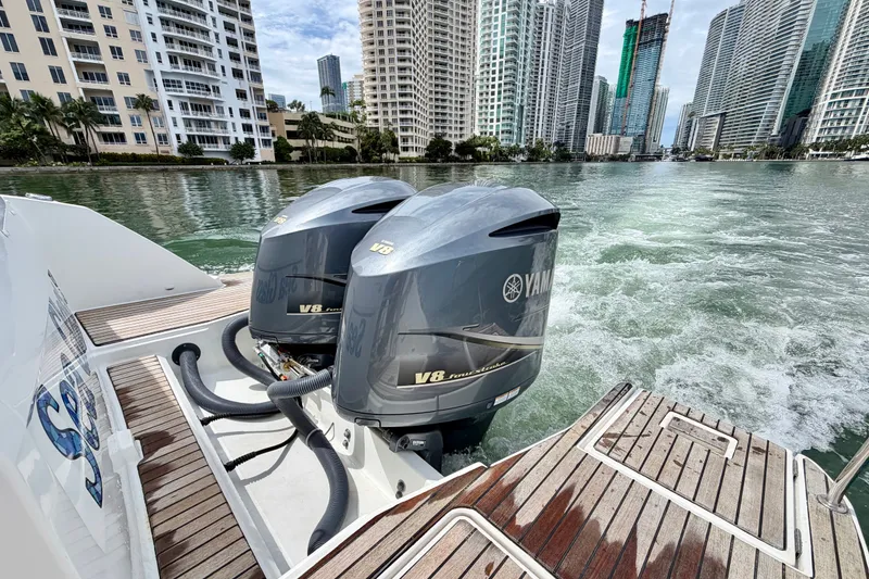 Slide: The Image of Jeanneau Leader 10.5 WA 2019 - 11