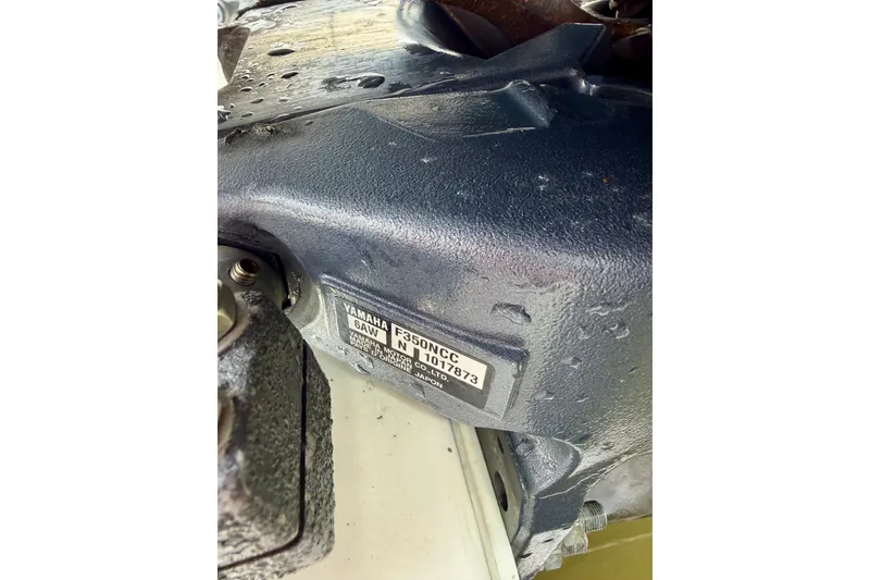 Slide: The Image of Jeanneau Leader 10.5 WA 2019 - 43
