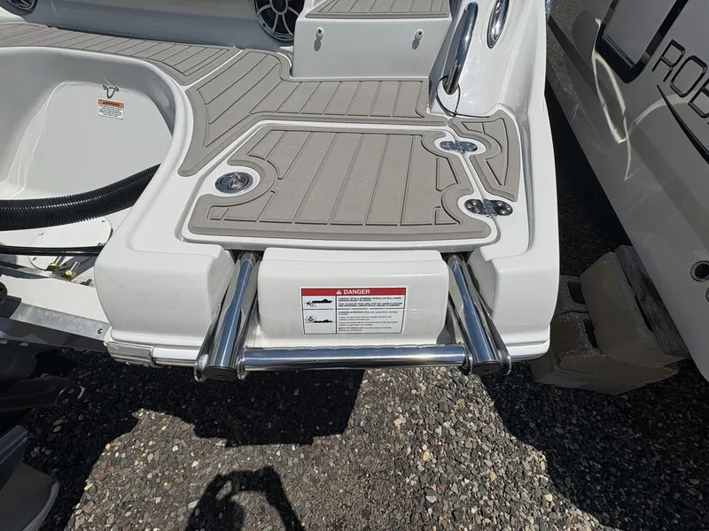Slide: The Image of Crownline Boats 298 XSS 2026 - 7
