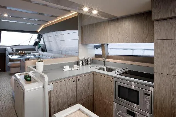 Slide: The Image of Ferretti 650 2017 - 12