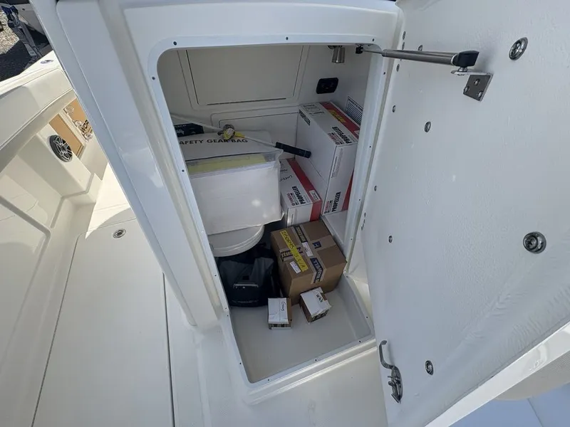 Slide: The Image of World Cat 280CC-X 2026 - 33