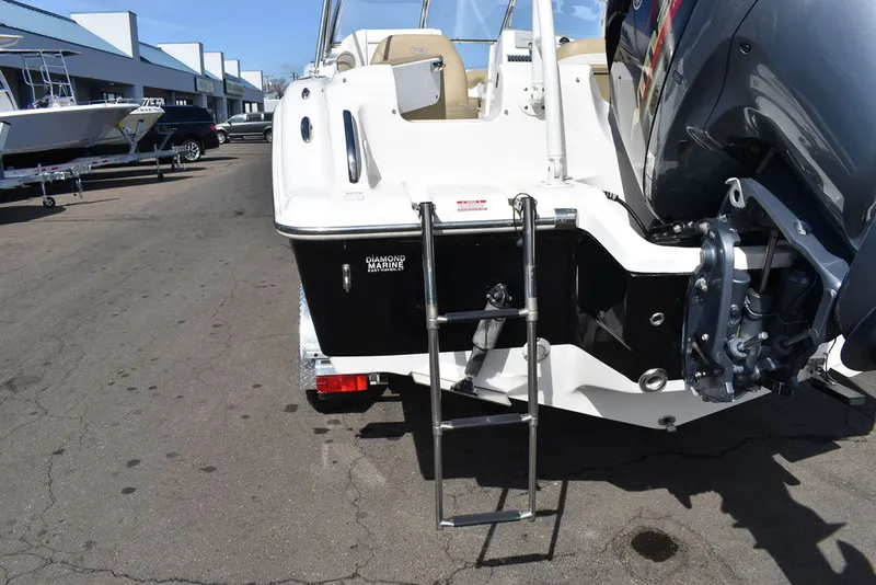 Slide: The Image of Key West Boats 239DFS 2019 - 20