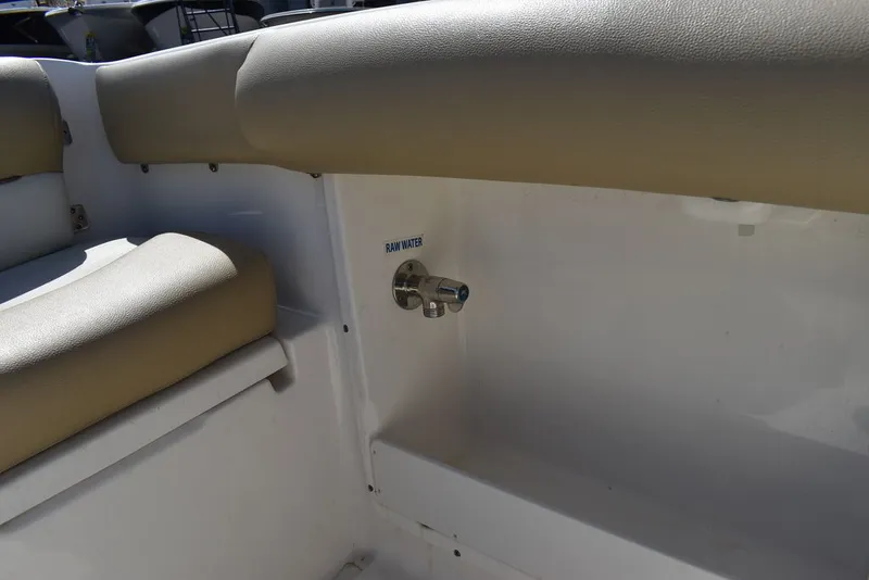 Slide: The Image of Key West Boats 239DFS 2019 - 27