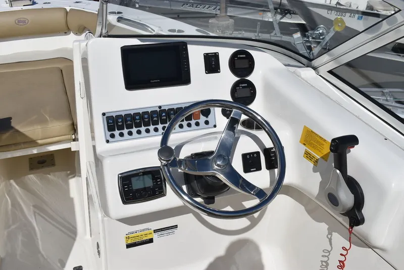 Slide: The Image of Key West Boats 239DFS 2019 - 36