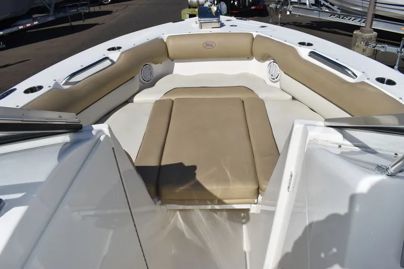 Slide: The Image of Key West Boats 239DFS 2019 - 56