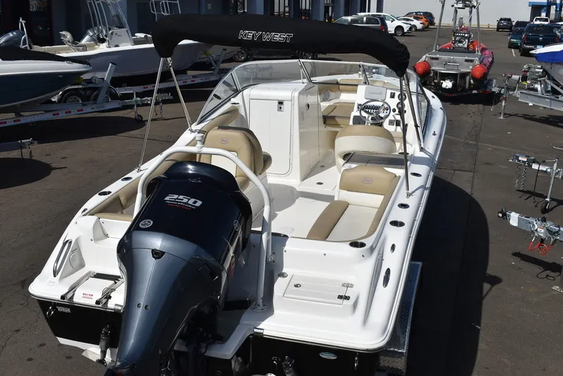 Slide: The Image of Key West Boats 239DFS 2019 - 6