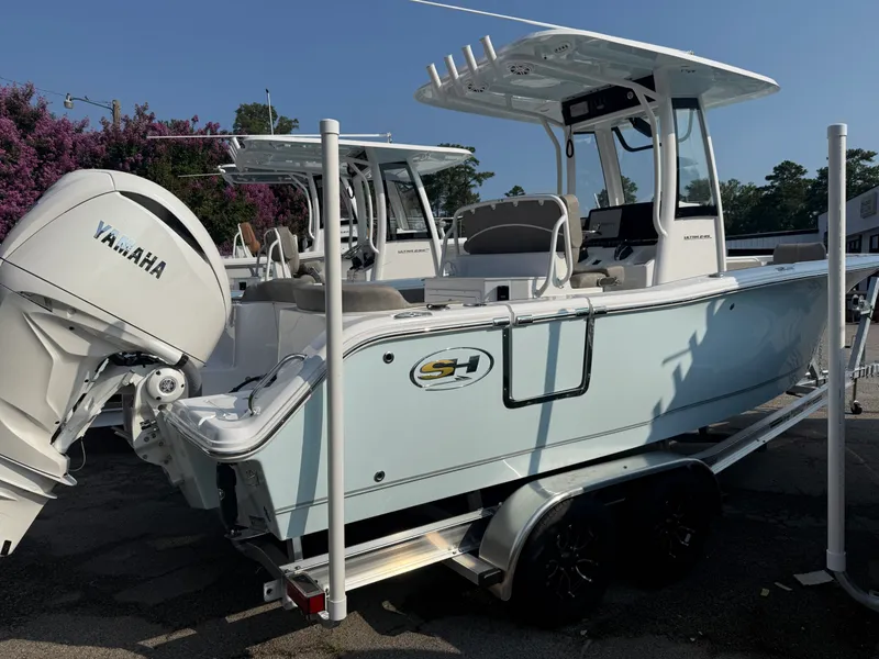 The Image of Sea Hunt Ultra 245 SE 2027 - 0