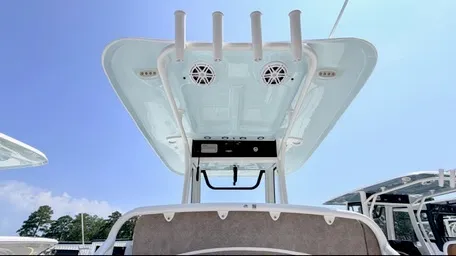 Slide: The Image of Sea Hunt Ultra 245 SE 2027 - 11