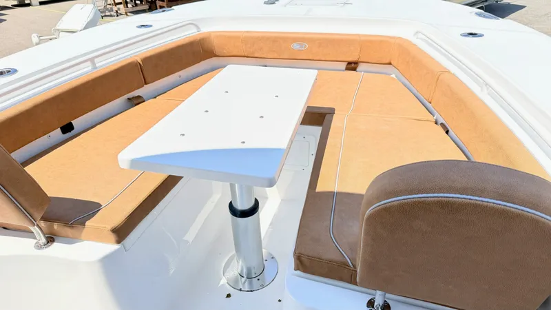 Slide: The Image of Sea Hunt Ultra 275 SE 2027 - 28