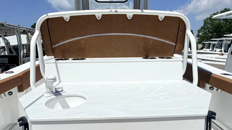 Slide: The Image of Sea Hunt Ultra 275 SE 2027 - 6