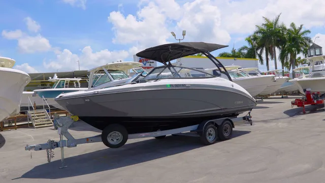 The Image of Yamaha 242 Limited S E-Series 2019 - 0