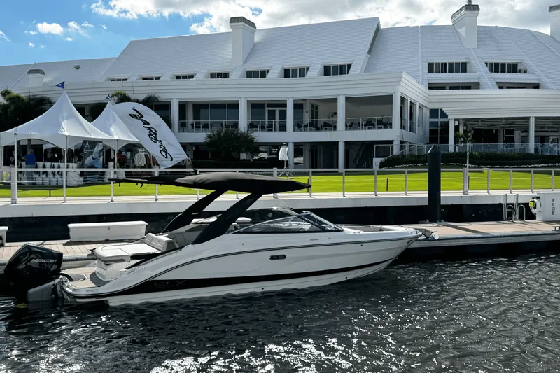 The Image of Sea Ray SLX 260 Outboard 2025 - 0