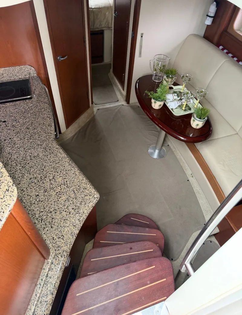 Slide: The Image of Sea Ray 38 Sundancer 2007 - 31