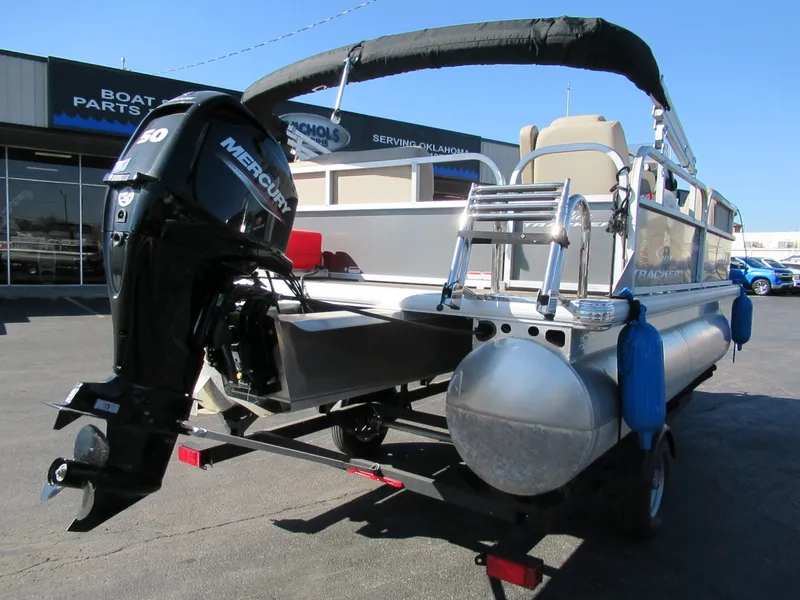 Slide: The Image of Tracker SUNTRACKER PB16 2024 - 2