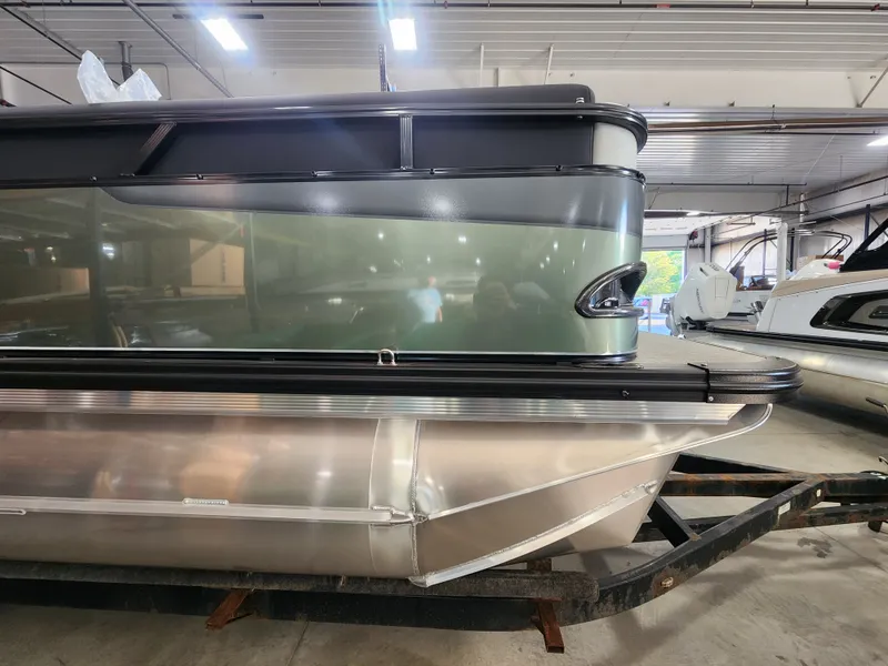 Slide: The Image of Avalon Venture - 21 PLUS 2' Patio Pad FT Cruise Rear Bench 23' Tritoon "Velour Silverleaf" 2026 - 17