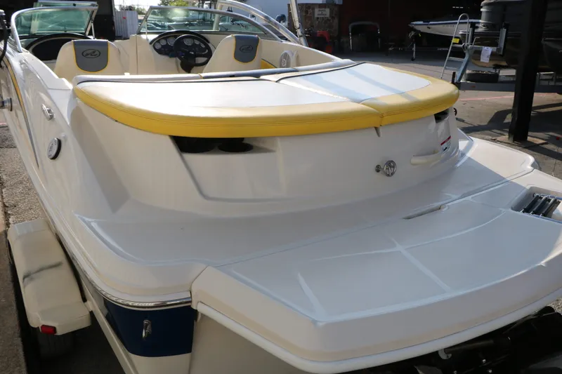 Slide: The Image of Sea Ray 185 Sport 2006 - 10