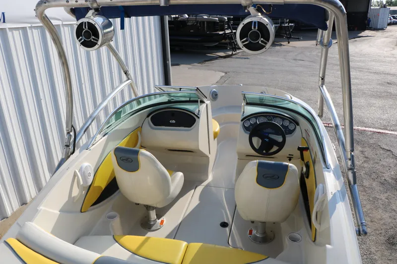 Slide: The Image of Sea Ray 185 Sport 2006 - 14
