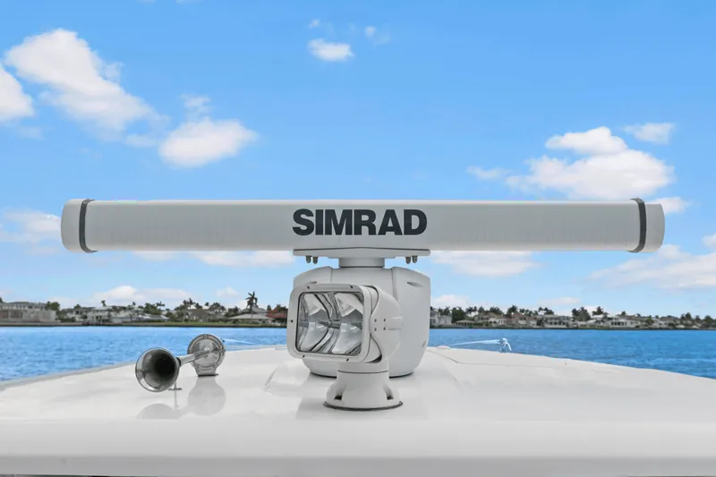 Slide: The Image of Boston Whaler 380 OUTRAGE 2018 - 38