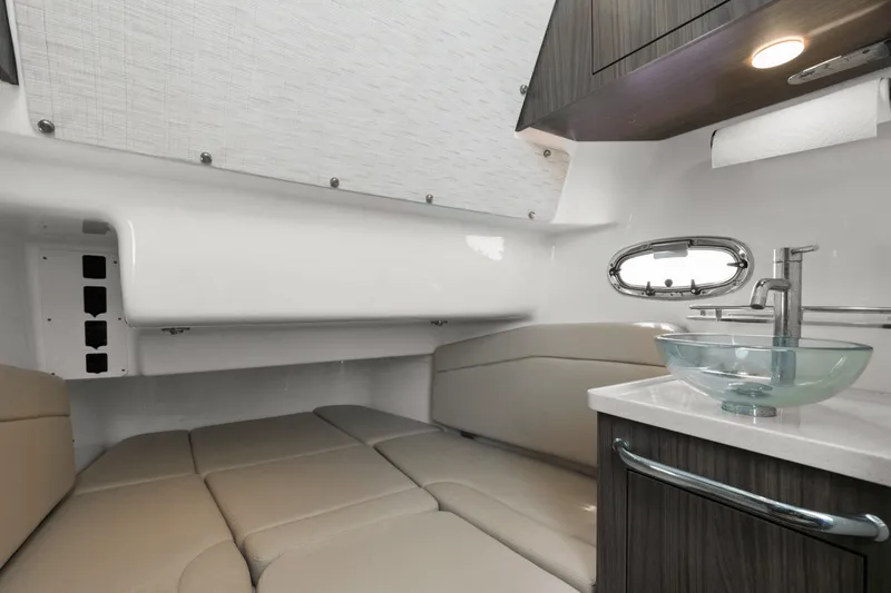 Slide: The Image of Boston Whaler 380 OUTRAGE 2018 - 43