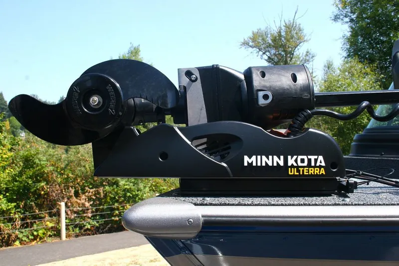Slide: The Image of Lund 1775 Impact XS Sport 2027 - 14