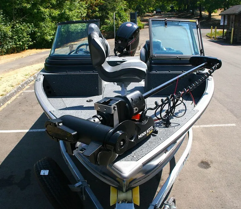 Slide: The Image of Lund 1775 Impact XS Sport 2027 - 15