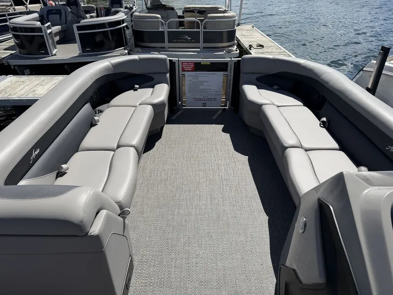 Slide: The Image of Barletta Boats A24QC Triple-Toon 2026 - 29