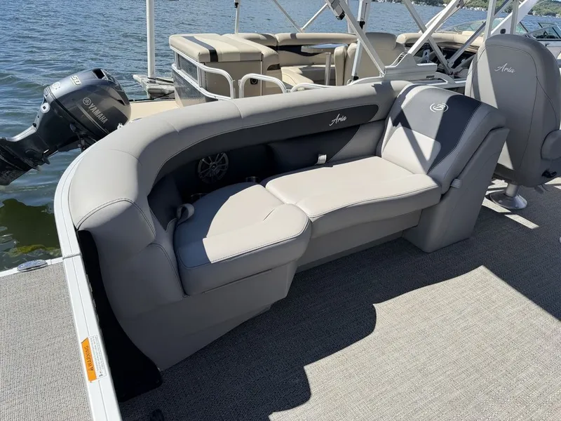 Slide: The Image of Barletta Boats A24QC Triple-Toon 2026 - 8