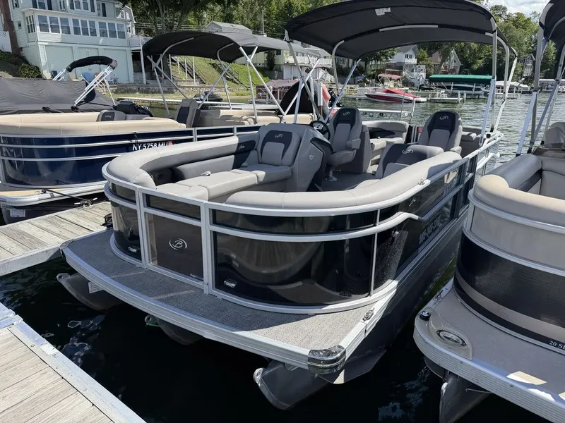 Slide: The Image of Barletta Boats A24QC Triple-Toon 2026 - 3