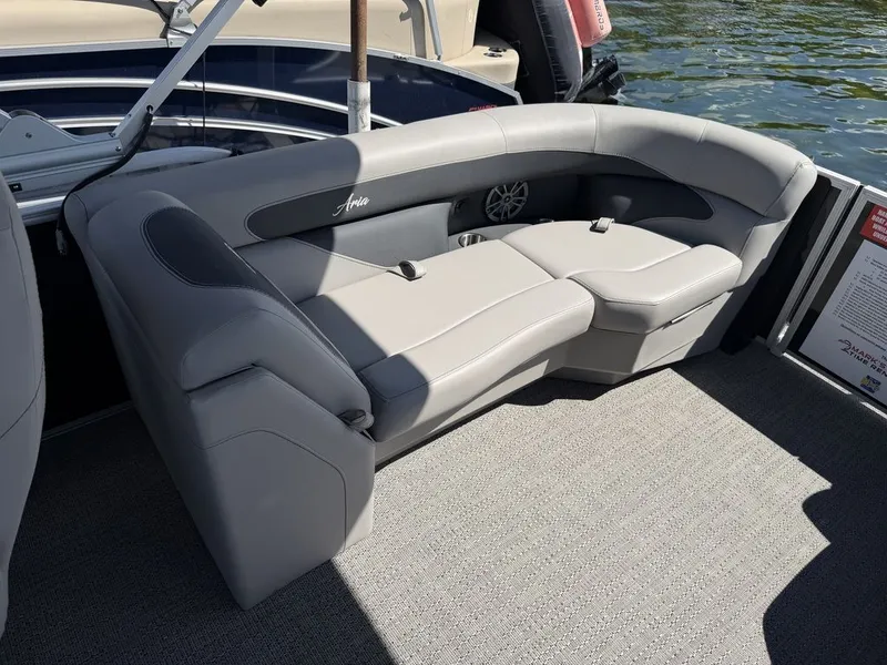 Slide: The Image of Barletta Boats A24QC Triple-Toon 2026 - 11