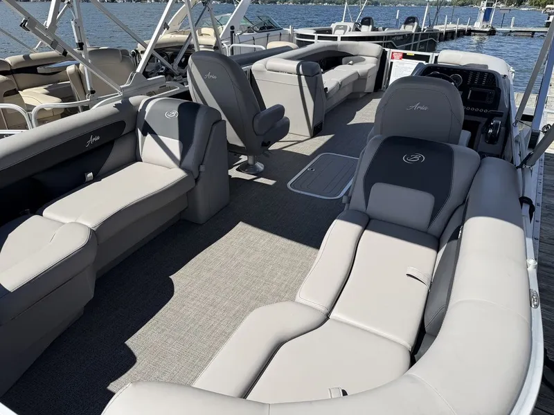 Slide: The Image of Barletta Boats A24QC Triple-Toon 2026 - 7