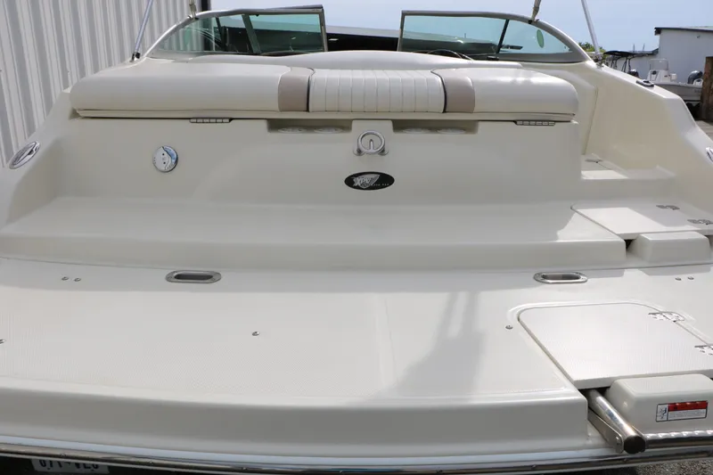 Slide: The Image of Caravelle 207 Br 2006 - 10