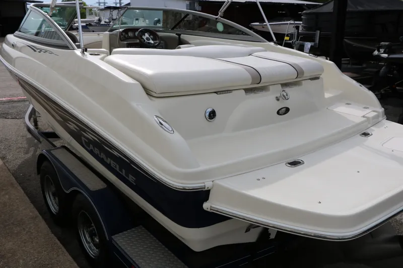 Slide: The Image of Caravelle 207 Br 2006 - 11