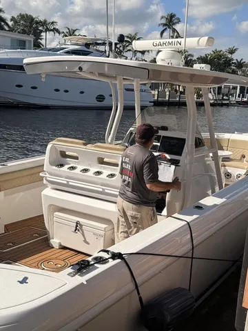 Slide: The Image of Intrepid 345 Nomad FE 34' Negotiable 2019 - 28