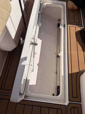 Slide: The Image of Intrepid 345 Nomad FE 34' Negotiable 2019 - 30