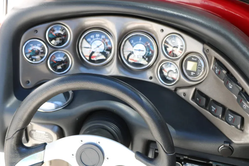 Slide: The Image of Crownline Boats 23 SS Lpx 2009 - 22