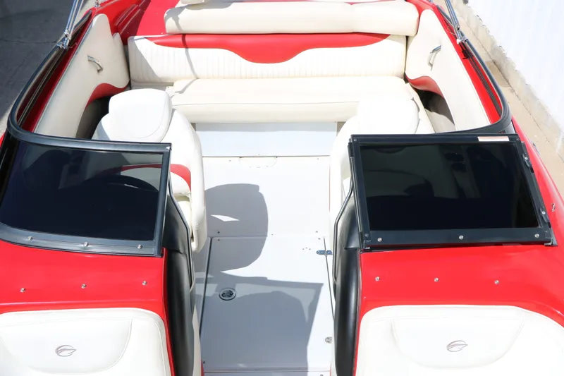 Slide: The Image of Crownline Boats 23 SS Lpx 2009 - 28