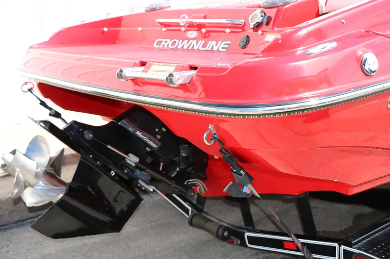 Slide: The Image of Crownline Boats 23 SS Lpx 2009 - 7
